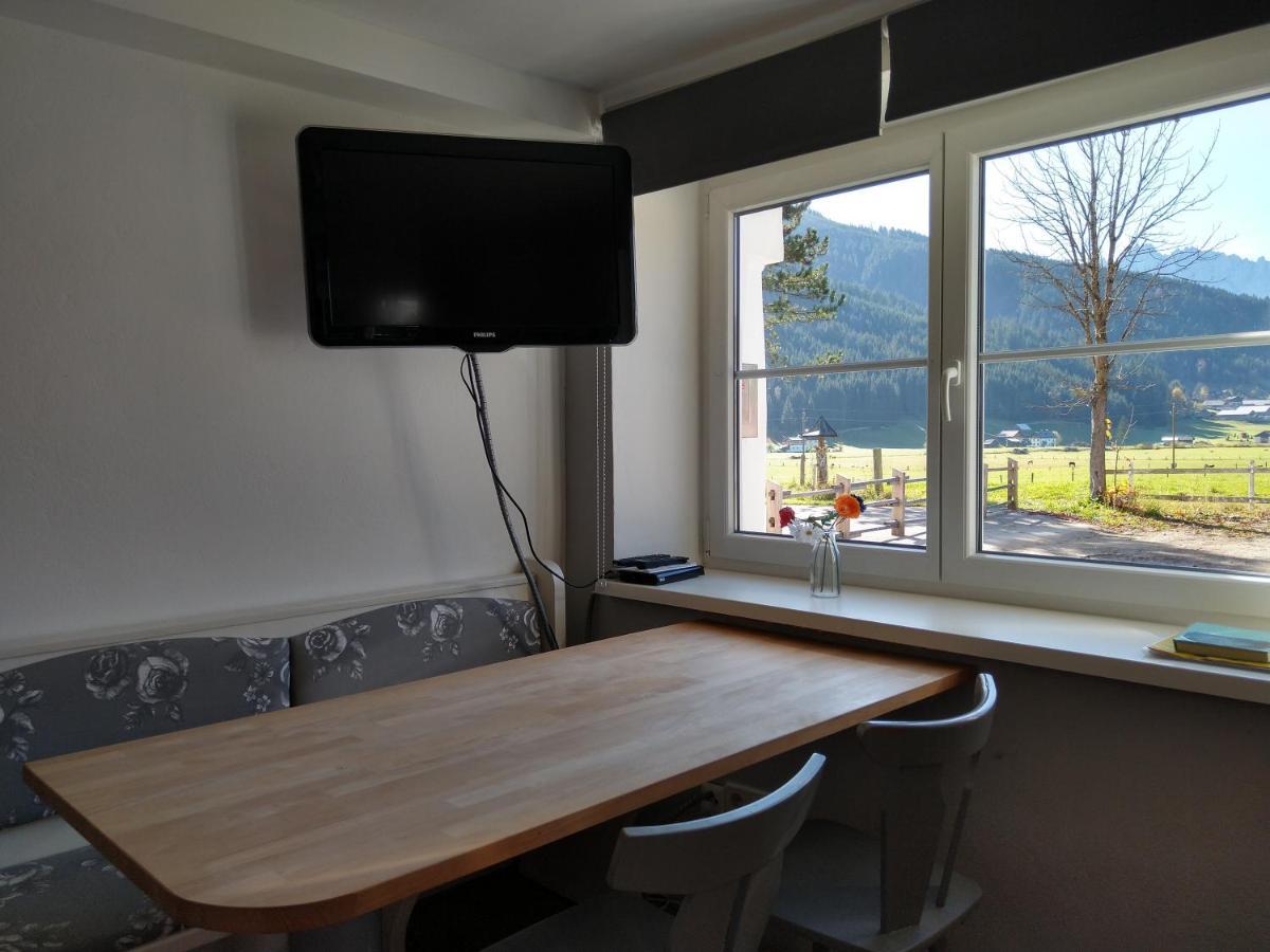 Apartment Haarlem Gosau Bagian luar foto